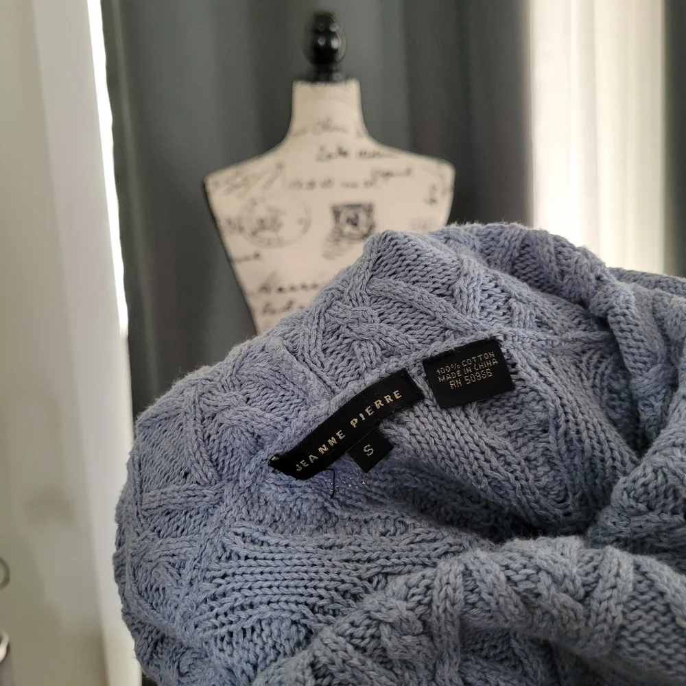 Sweater - Picture 2 of 2